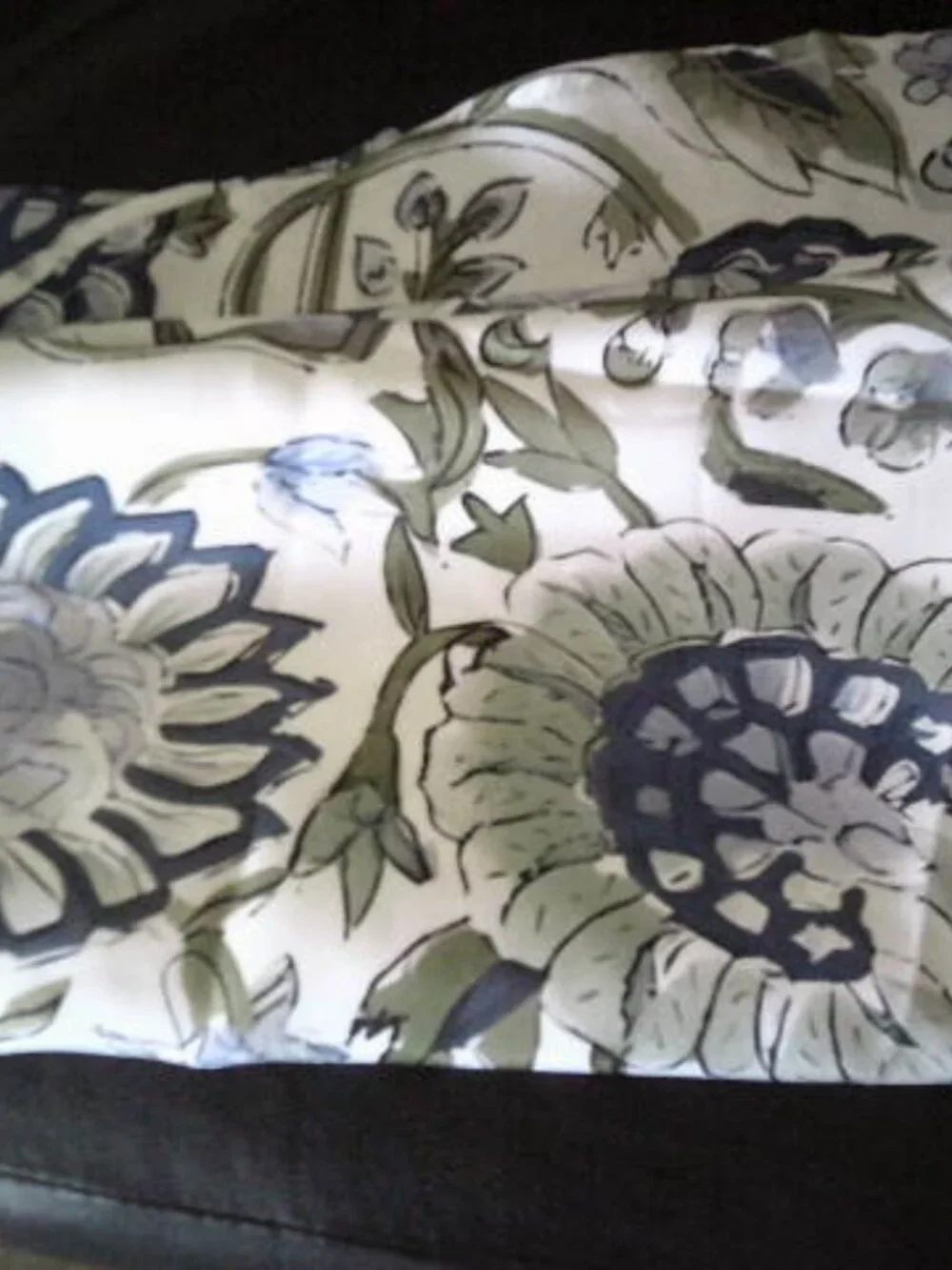 NEW NYLON CLOTH WIPE CLEAN TABLECLOTH COVER FLORAL PRINT 72